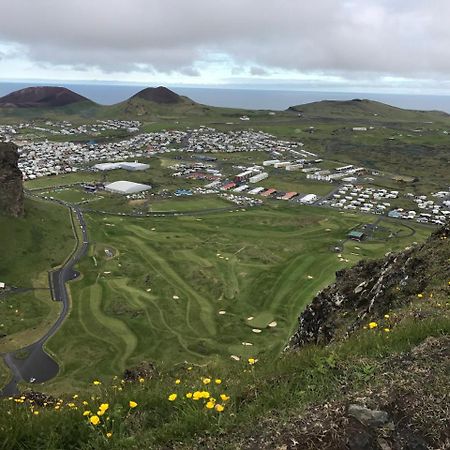 Guesthouse Arny Vestmannaeyjar Exterior foto