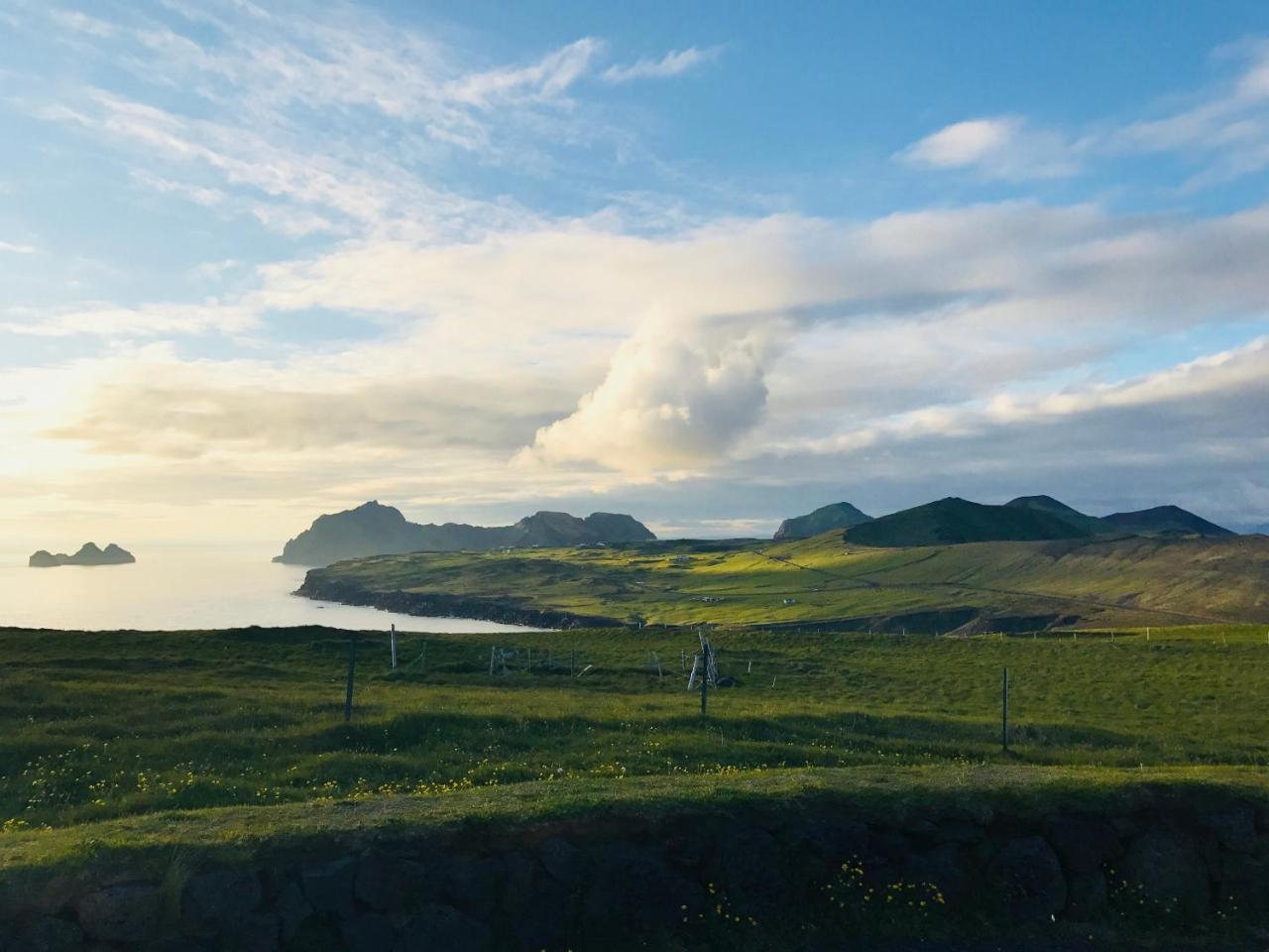 Guesthouse Arny Vestmannaeyjar Exterior foto